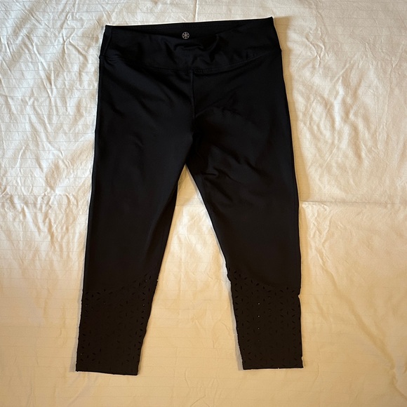 GAIAM Pants - GAIAM Black Leggings